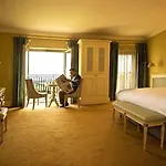Step House بوريس