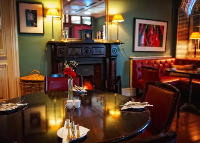 Step House ホテル 4*